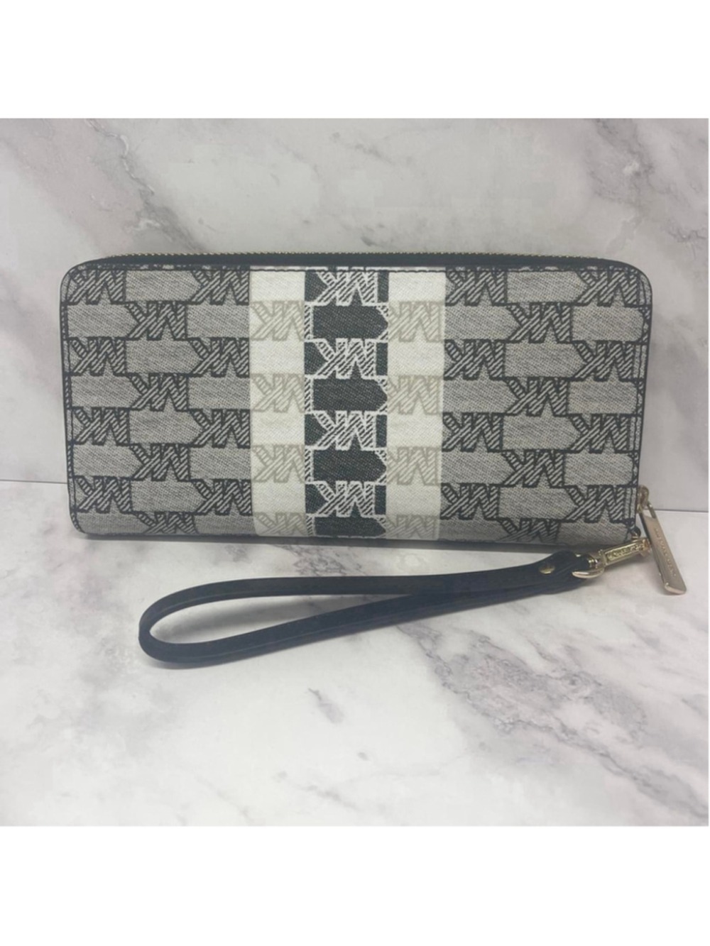 Michael Kors Continental Zip Wallet/
Wristlet Jacquard Logo Black/Gray/White - Picture 3 of 8